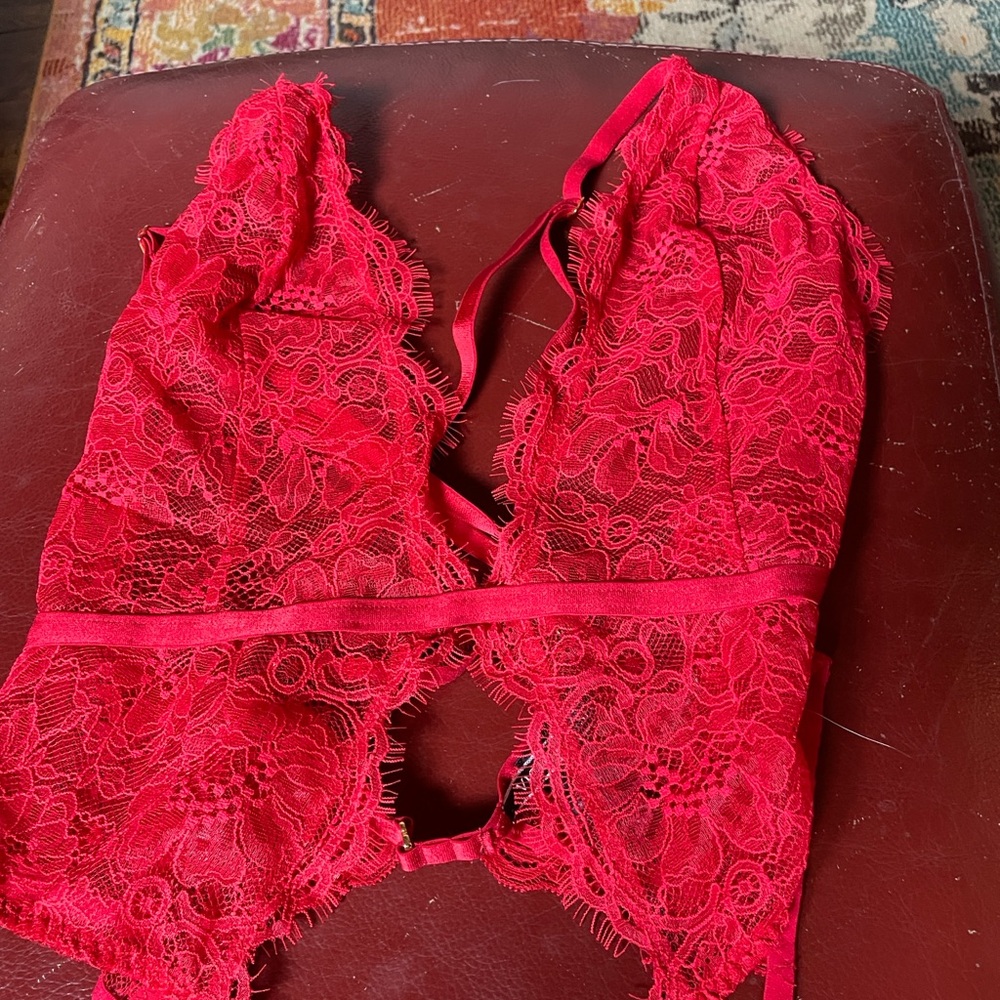 Victoria's Secret Vibrant Red Lace Bralette and garter